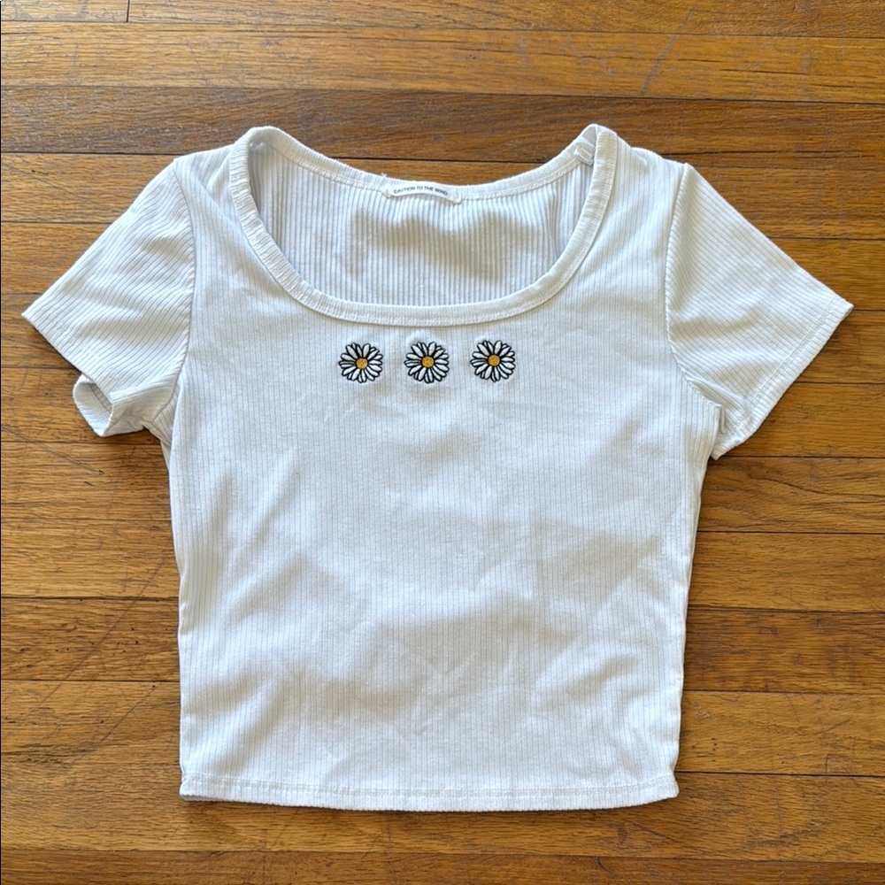 White Ribbed Baby Tee with Daisy Embroidery